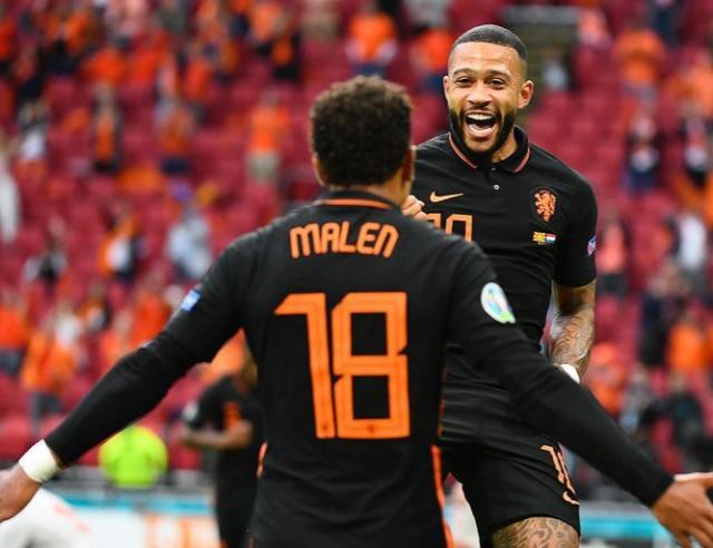 豹当前在外 豹当前在外