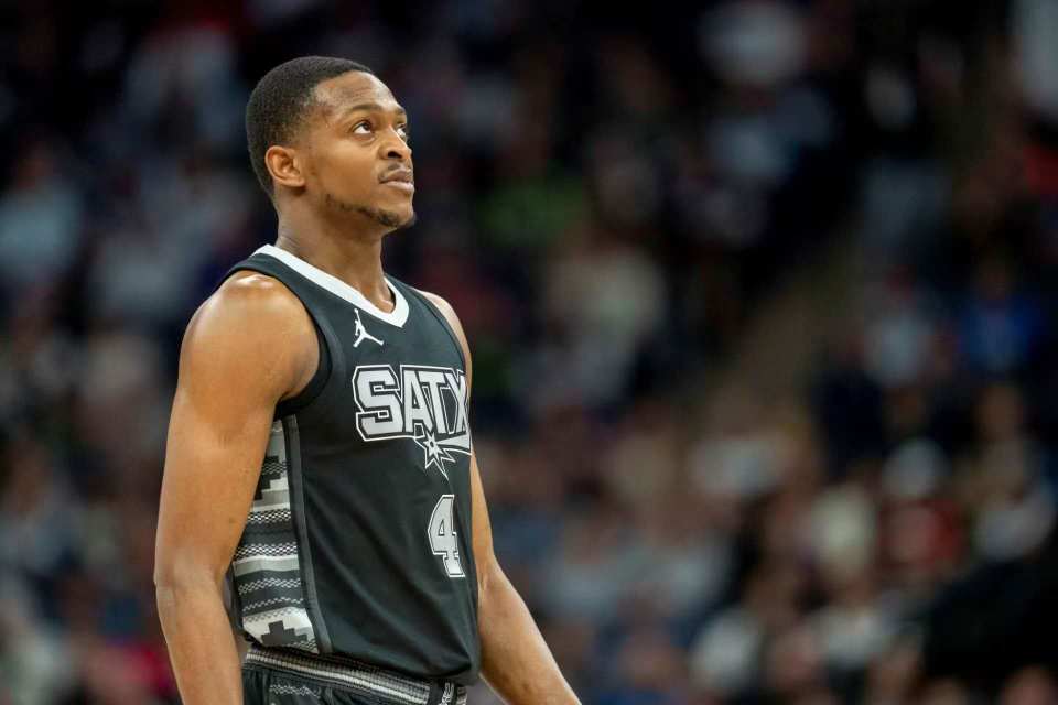 玩家侧则需 玩家侧则需