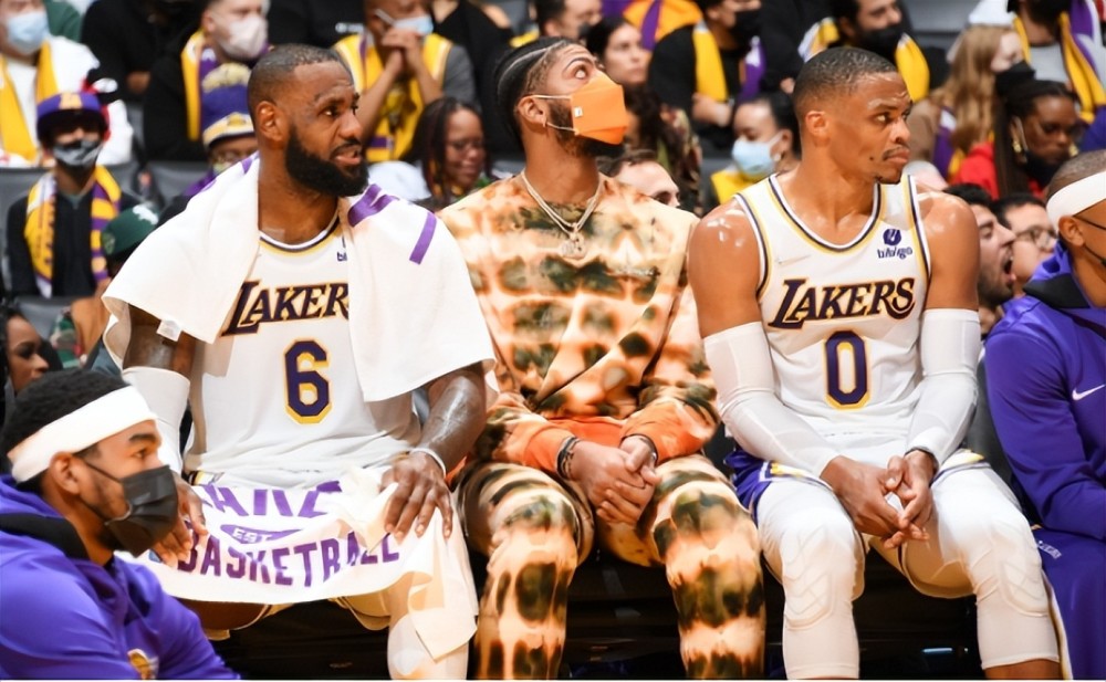 以小龙为锚 以小龙为锚